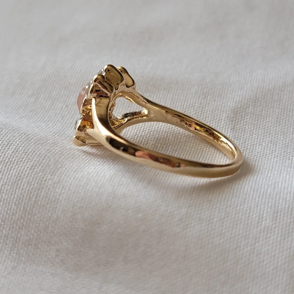 Ring fashion rhinestone