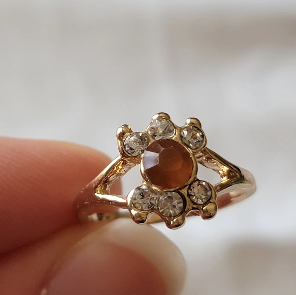 Ring fashion rhinestone