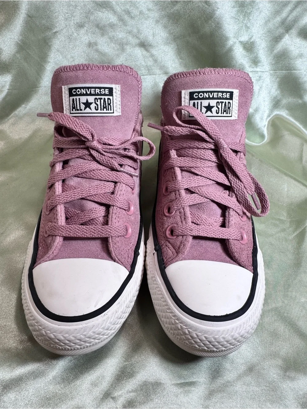 Converse classic low