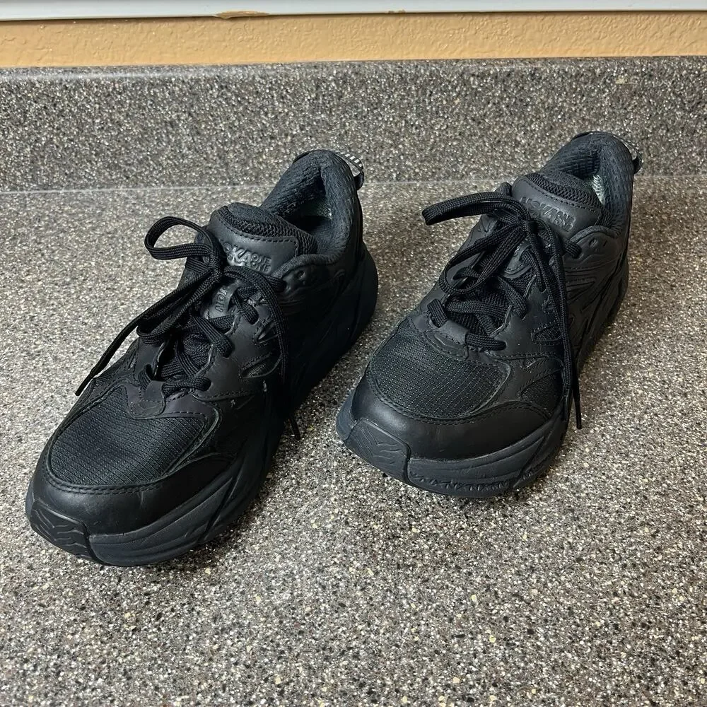 Hoka One One hoka one