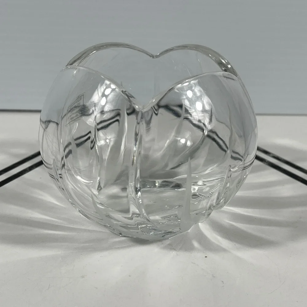 Illusions 24% Full Lead Crystal‎ Bowl Handcrafted Slovenia Frosted Swirl 4x3