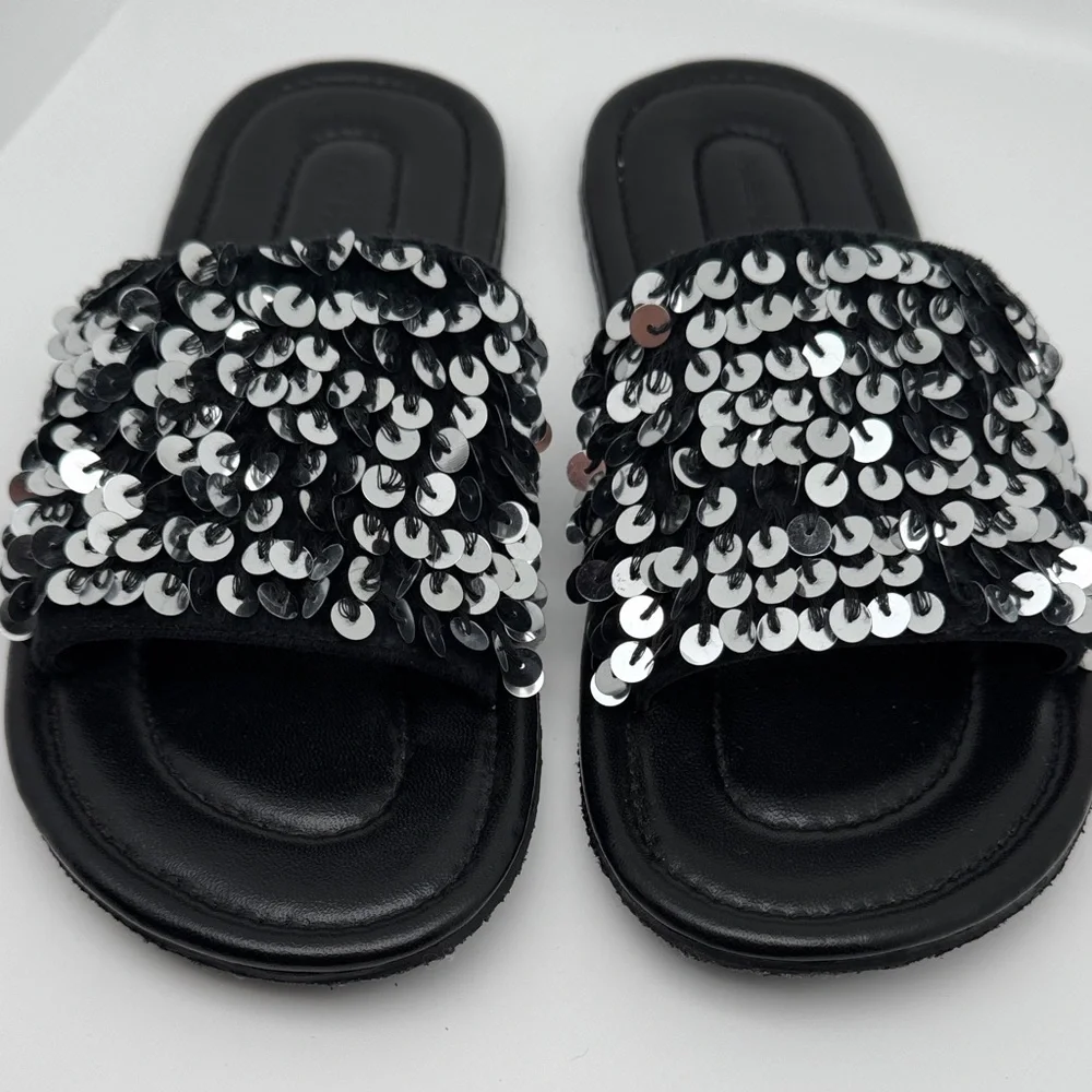 Free People Shipwreck Surf Slip on Embellished Slip-on Sandals Size 7.5 - NEW‎