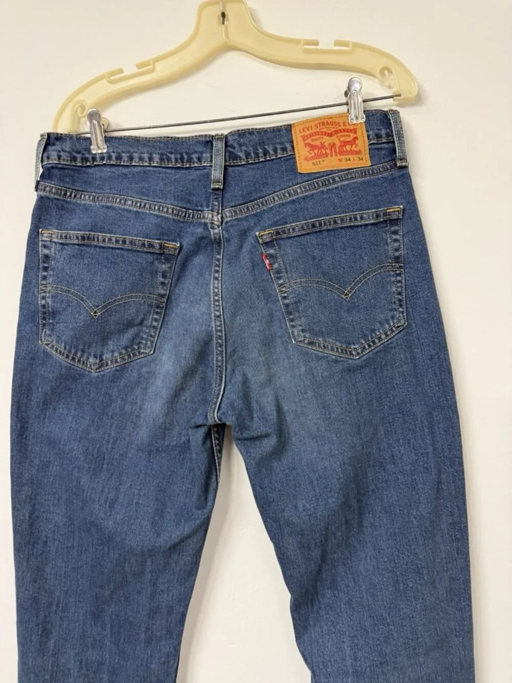Levis levis 511