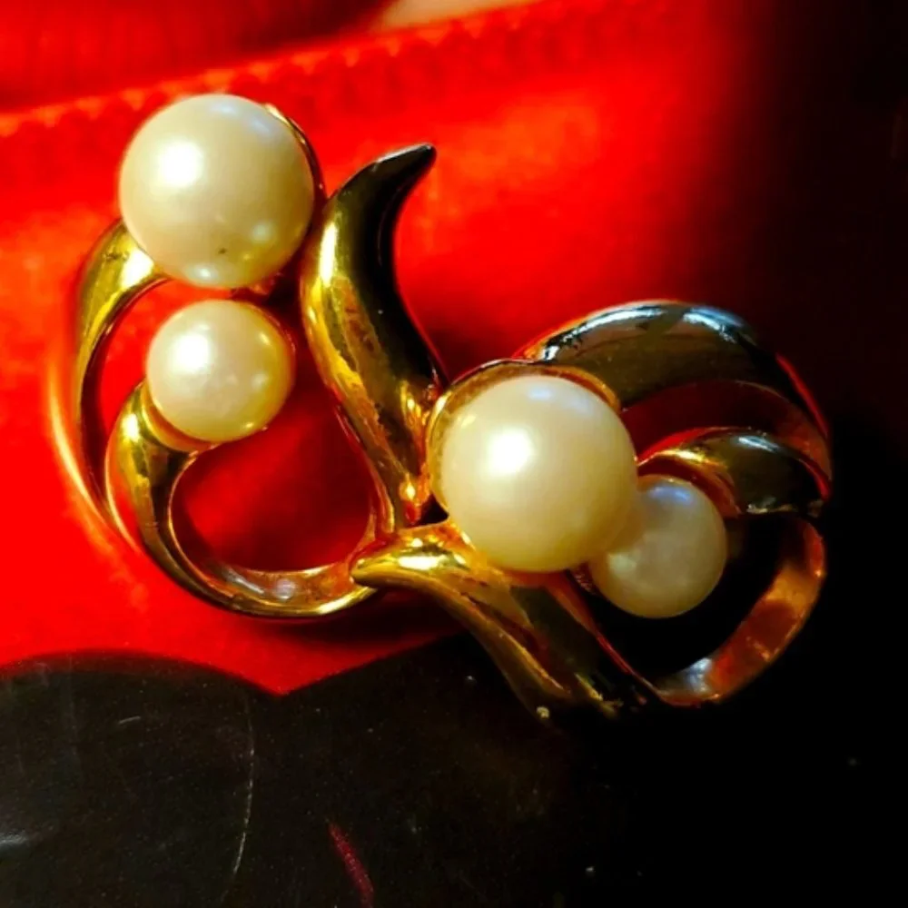 Vintage tone retro gold