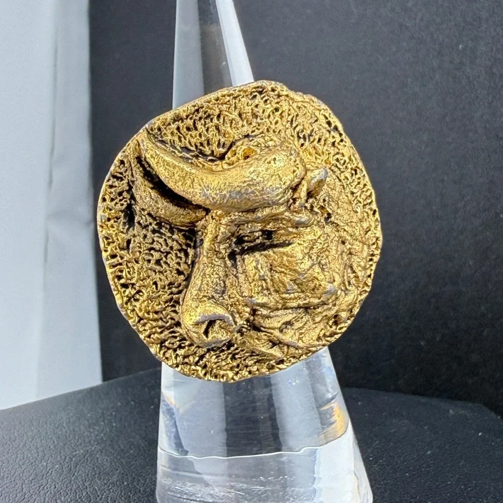 Taurus Ring Zodiac Gold Tone‎ Bull Celestial Horoscope Adjustable Size 5.5