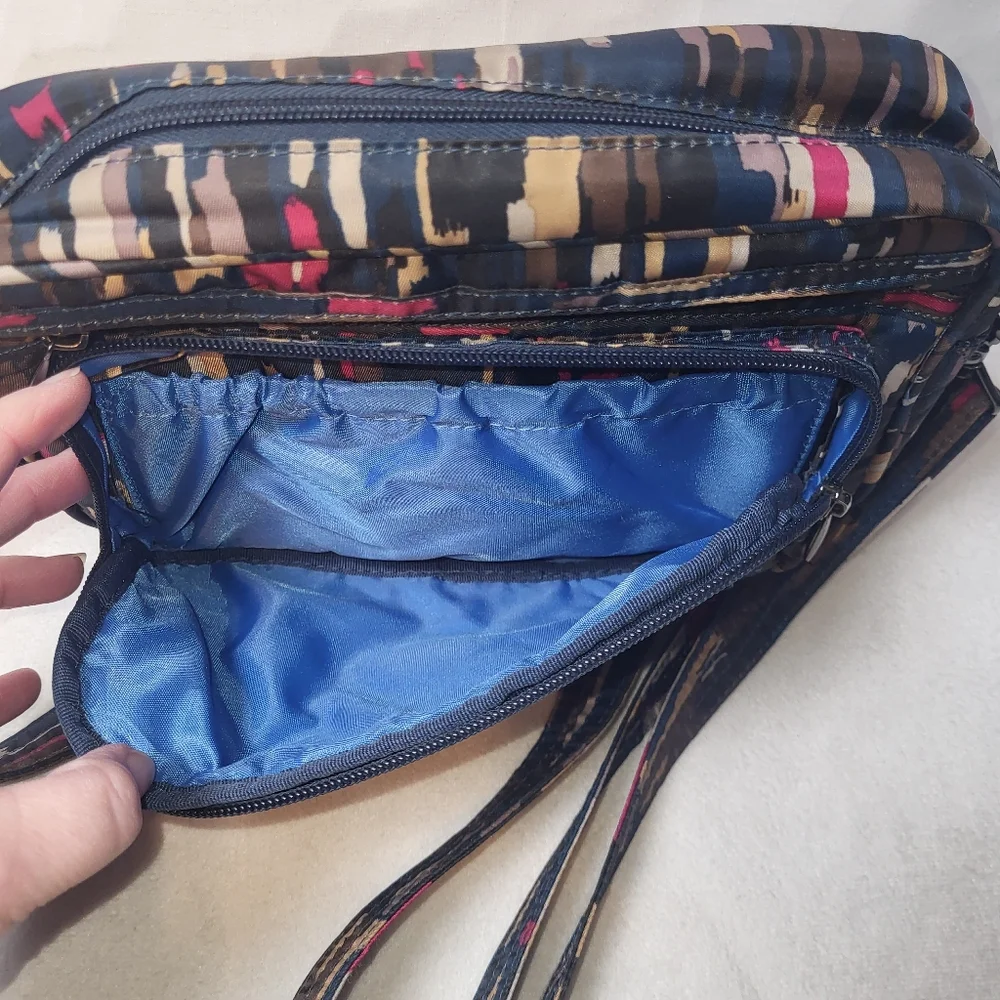 LUG Carousel‎ Crossbody Bag
