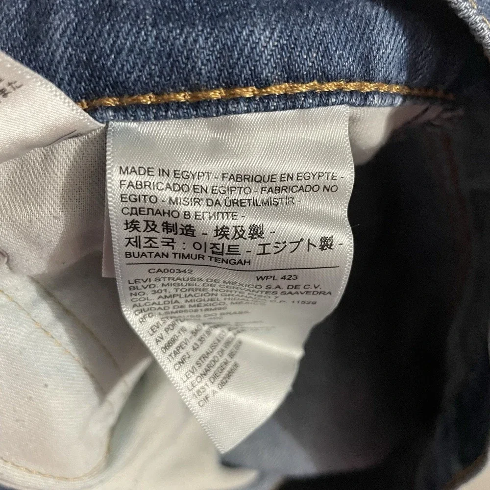 Levis please see