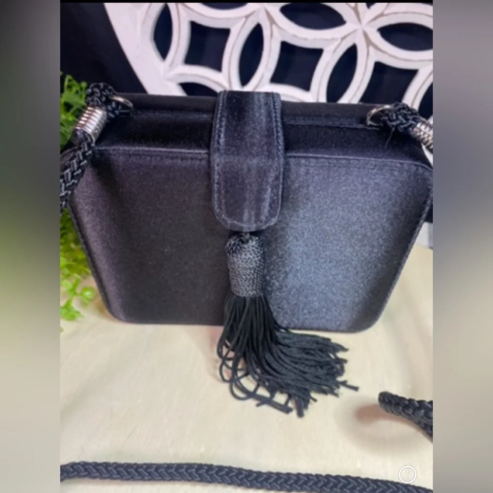 Jessica McClintock sleek great