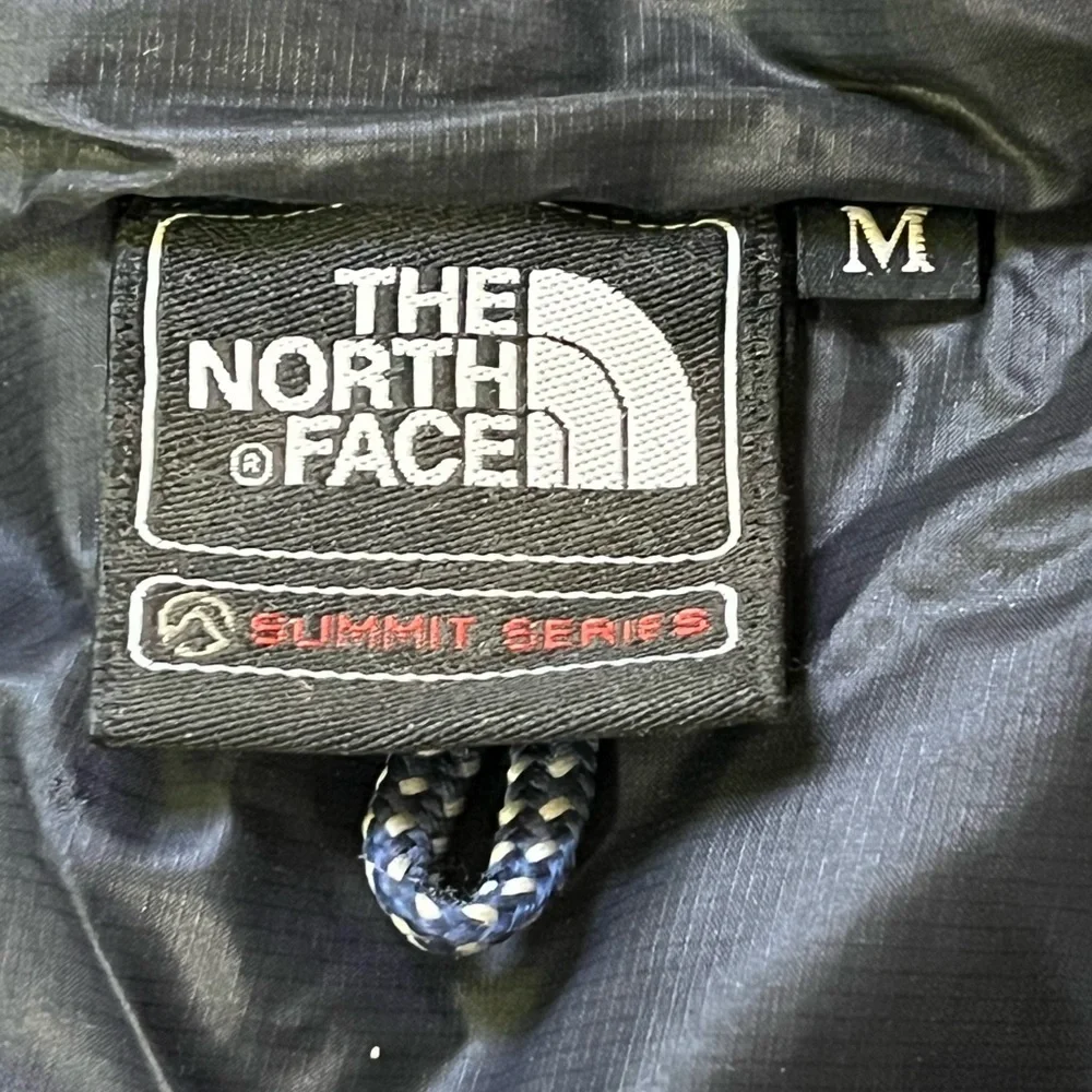 The North Face flat approximate arm