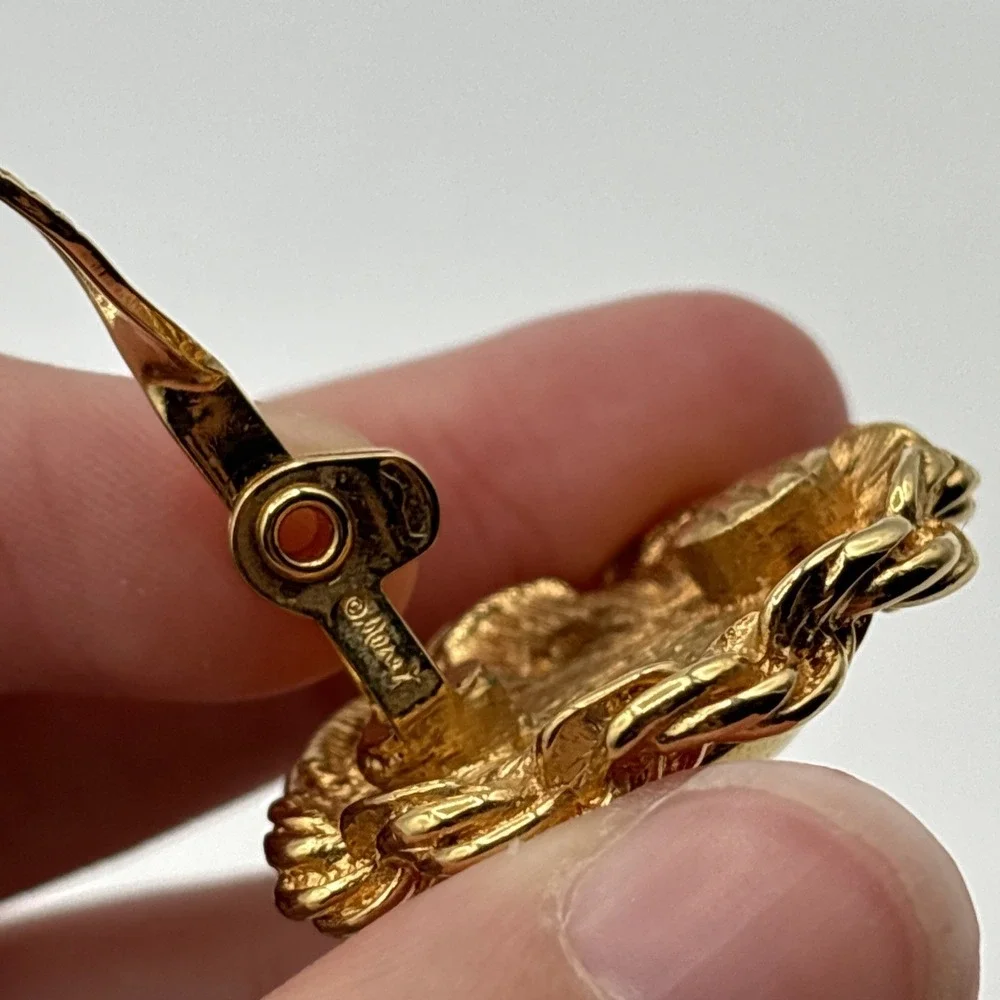 Signed Monet Gold Tone‎ Twisted Rope Comfort Clip On Dome Earrings