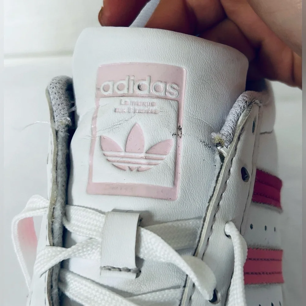 adidas stylish comfortable