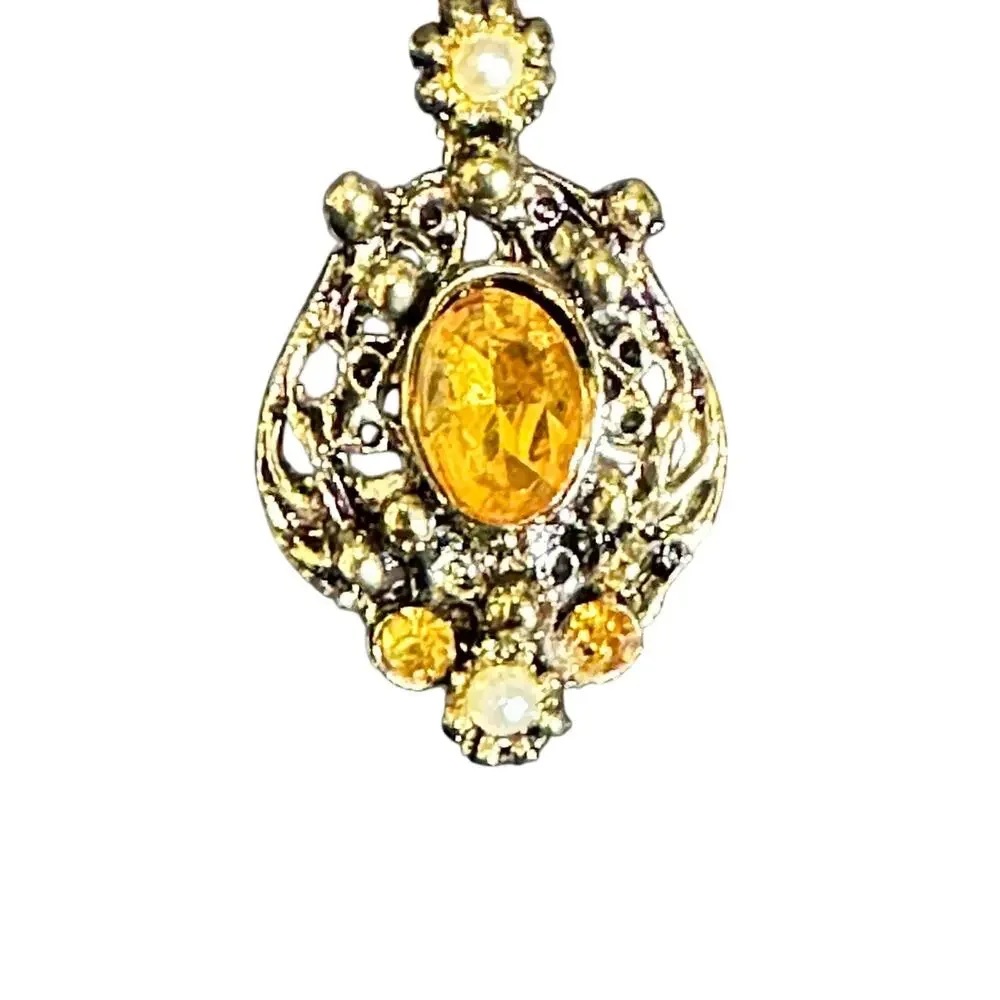 Unbranded beautiful vintage