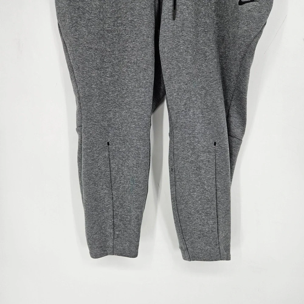 Nike tech jogger