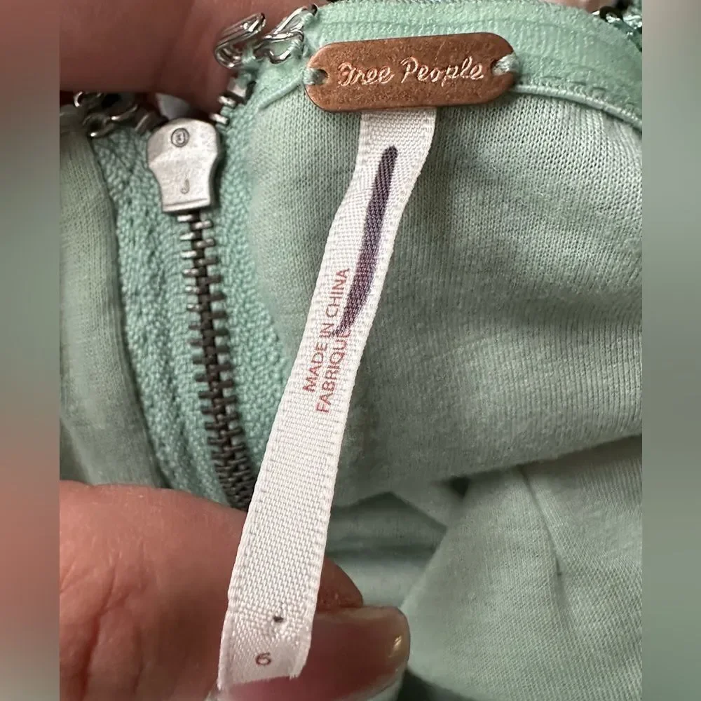 Free People excellent pre
