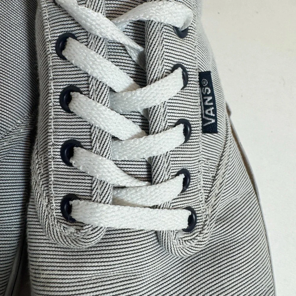 Vans good few