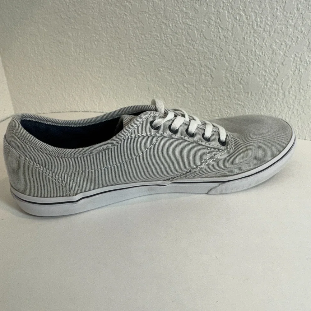 Vans good few