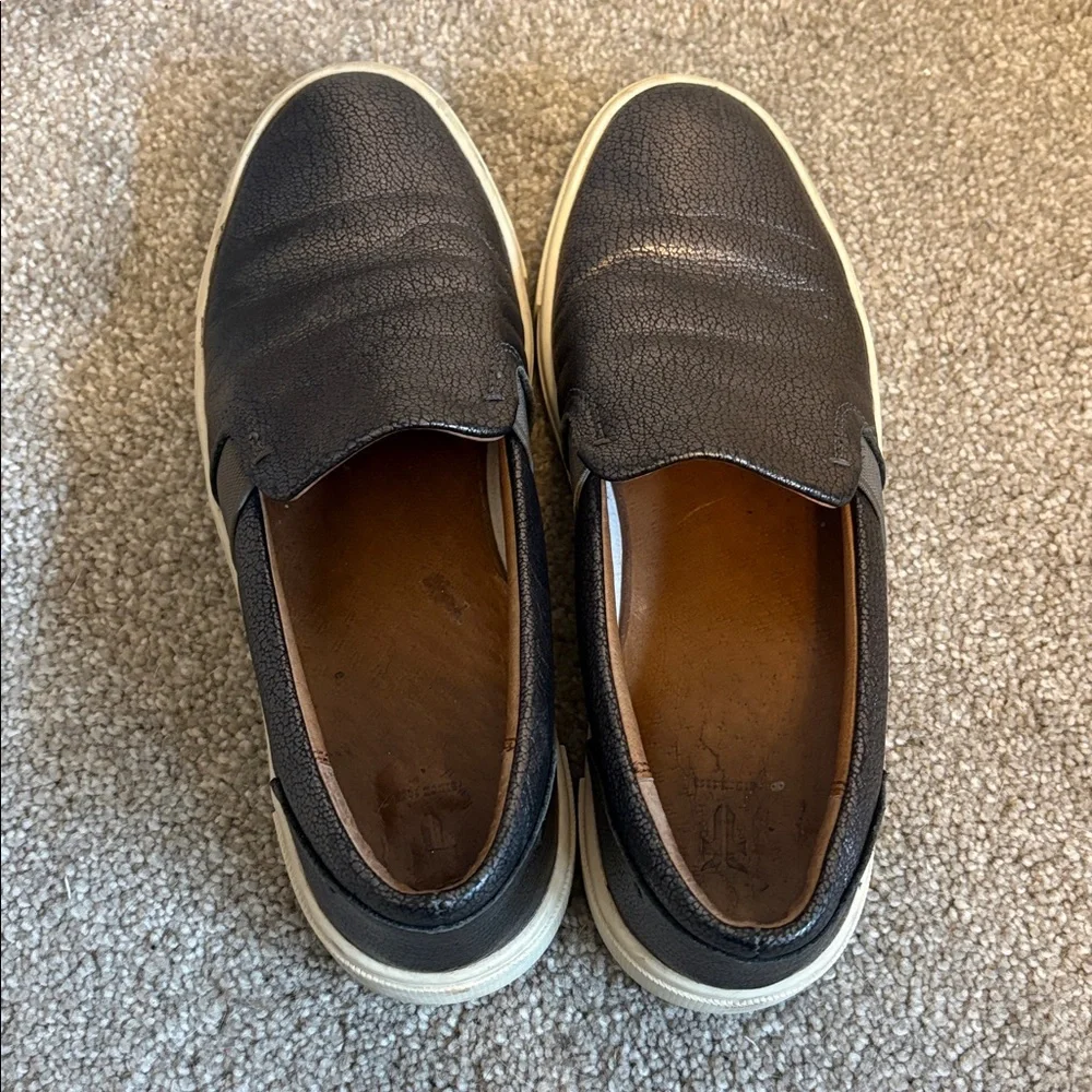 Frye good used