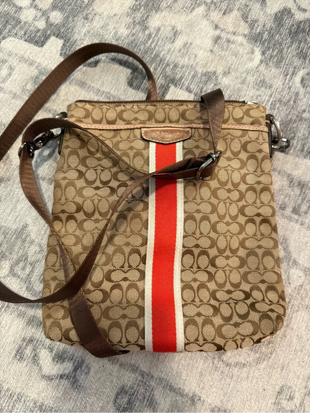 Coach clean stripe