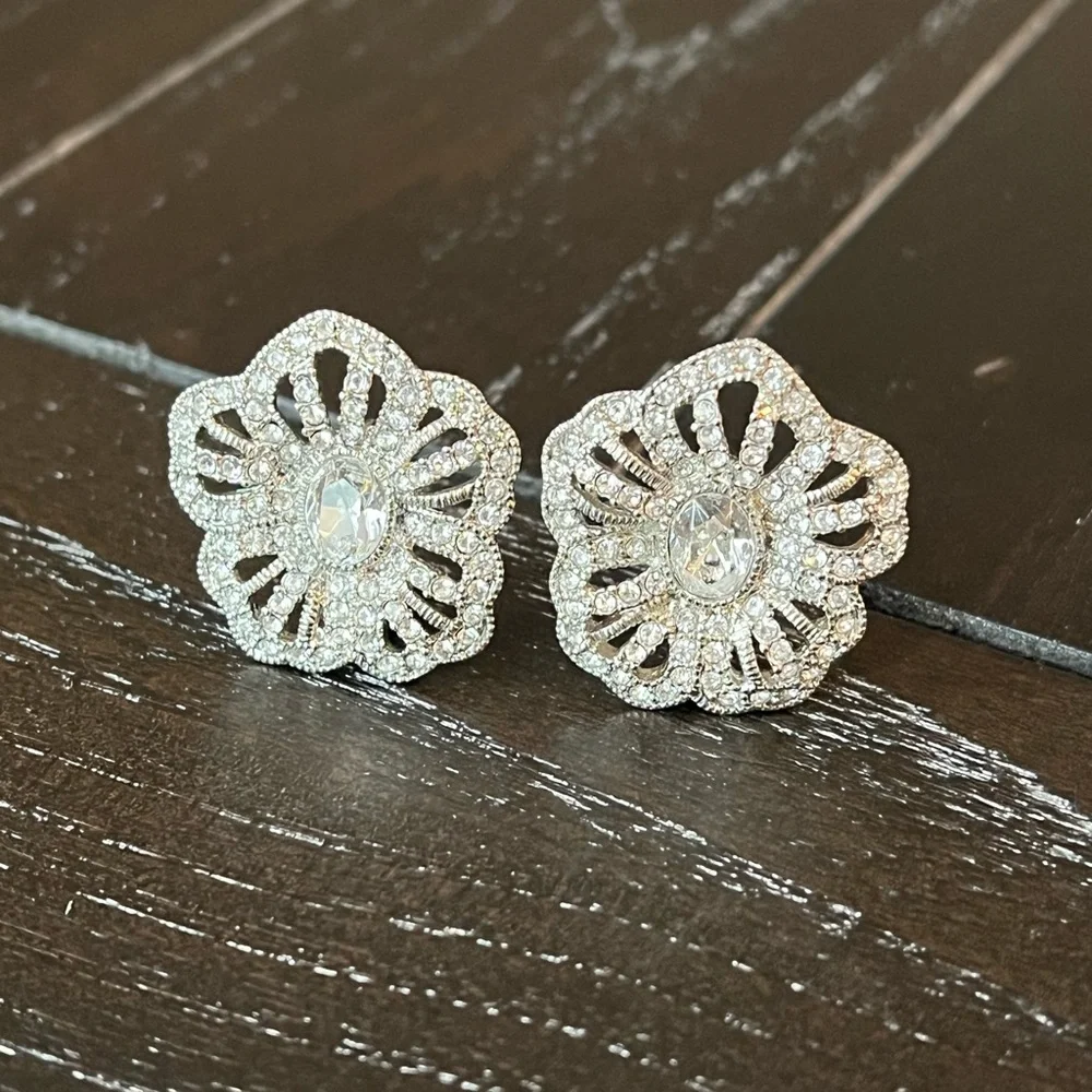N/A gorgeous clip