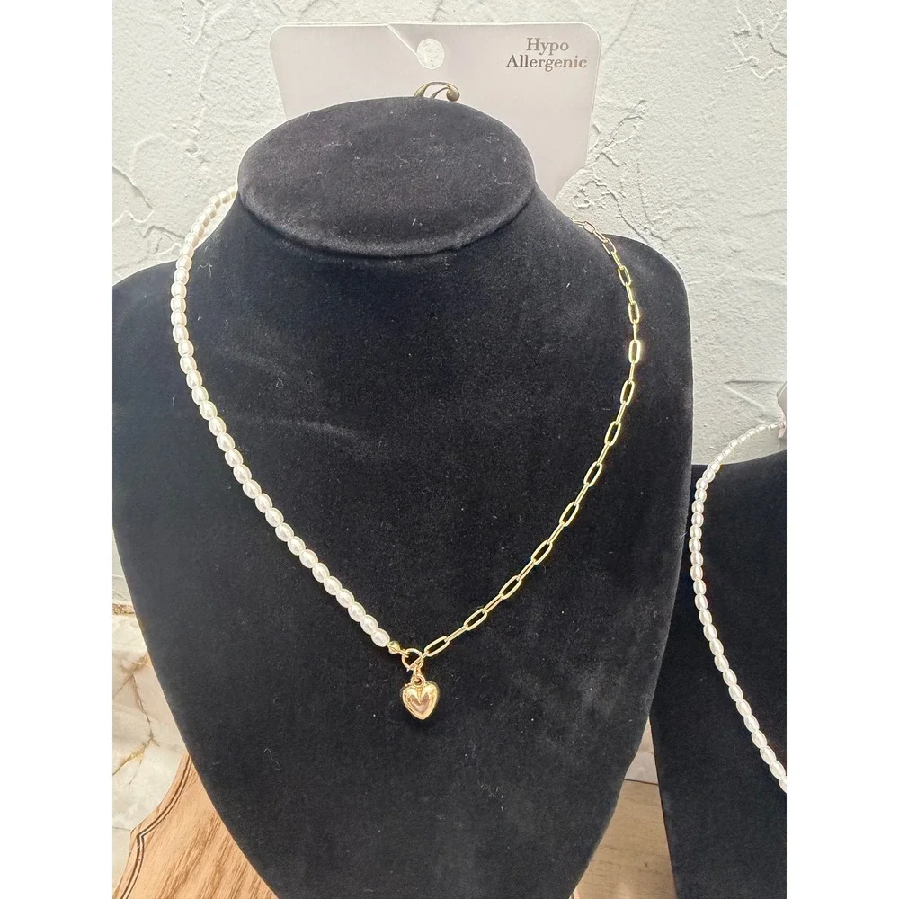 Set of 2 Charming Charlie's Gold Tone Pearl Heart Charm‎ Necklace NEW