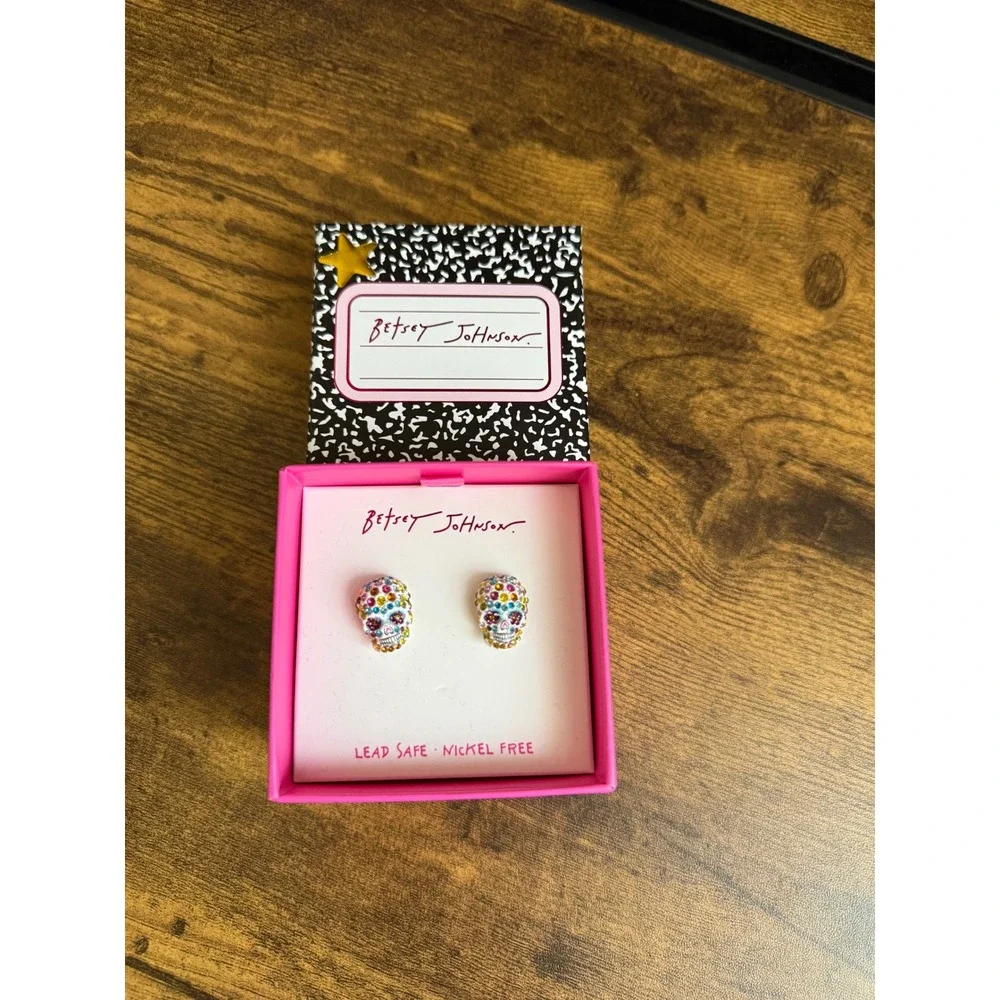 Betsey Johnson crystals los gift