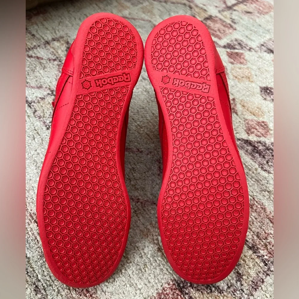 Reebok nwt perfect