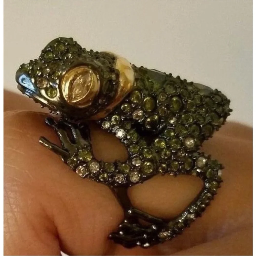 Alexis Bittar designed resemble