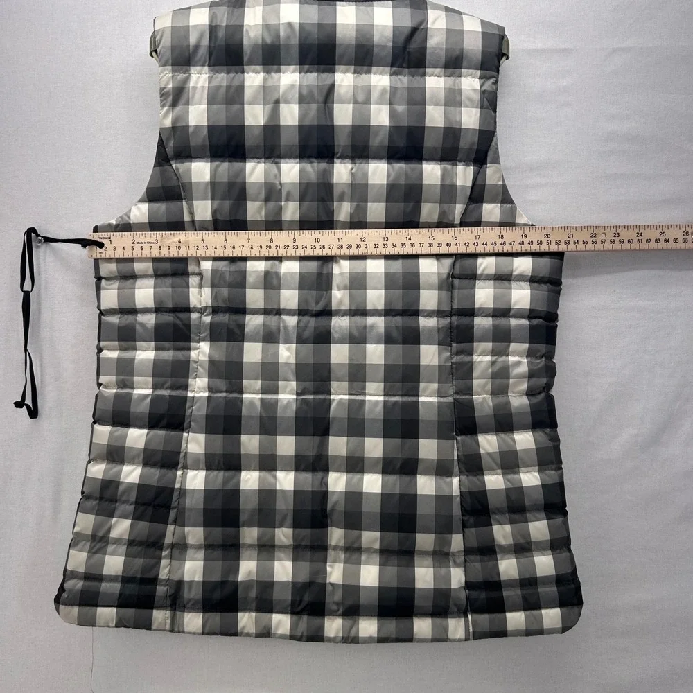 Lands End embrace chic