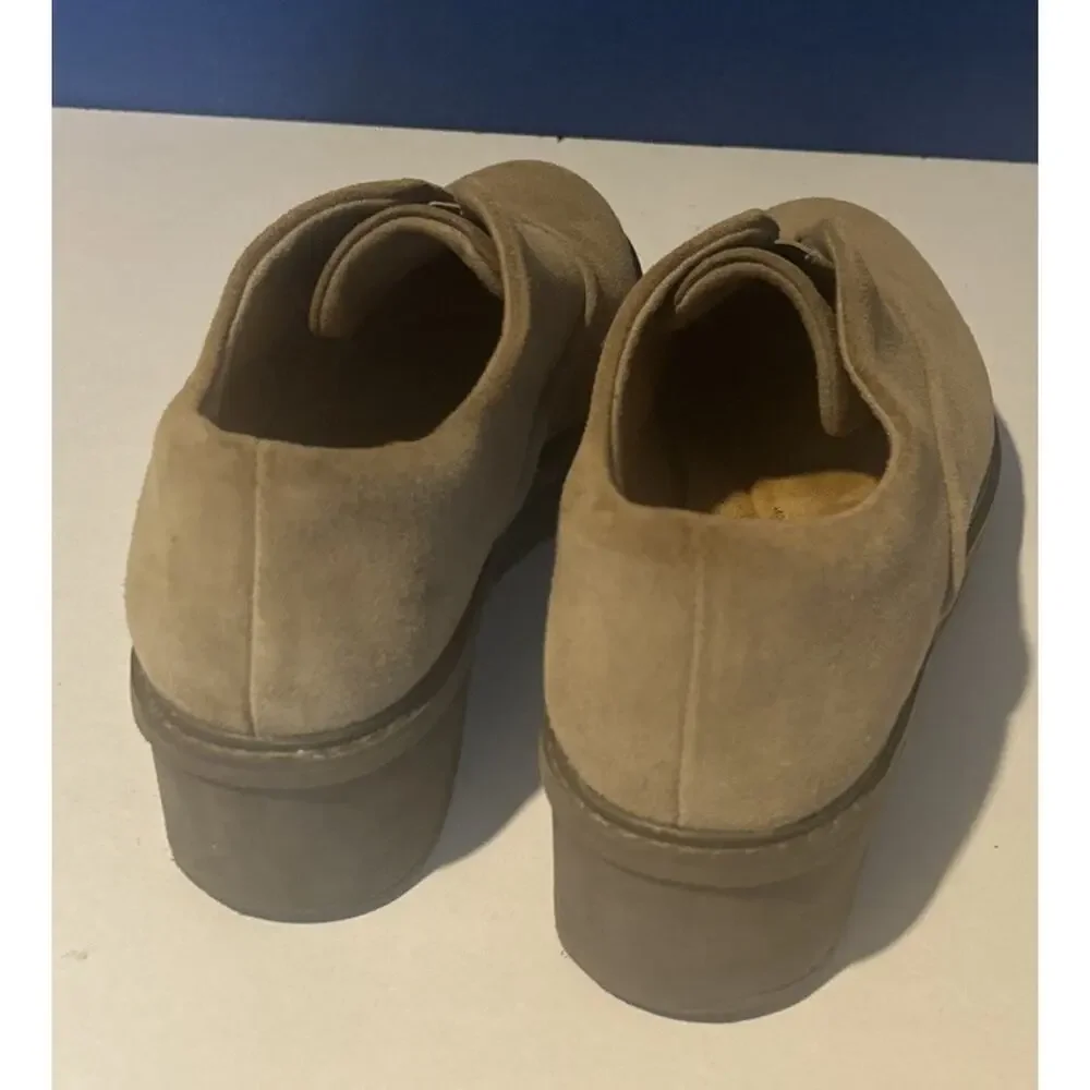 Clarks step out