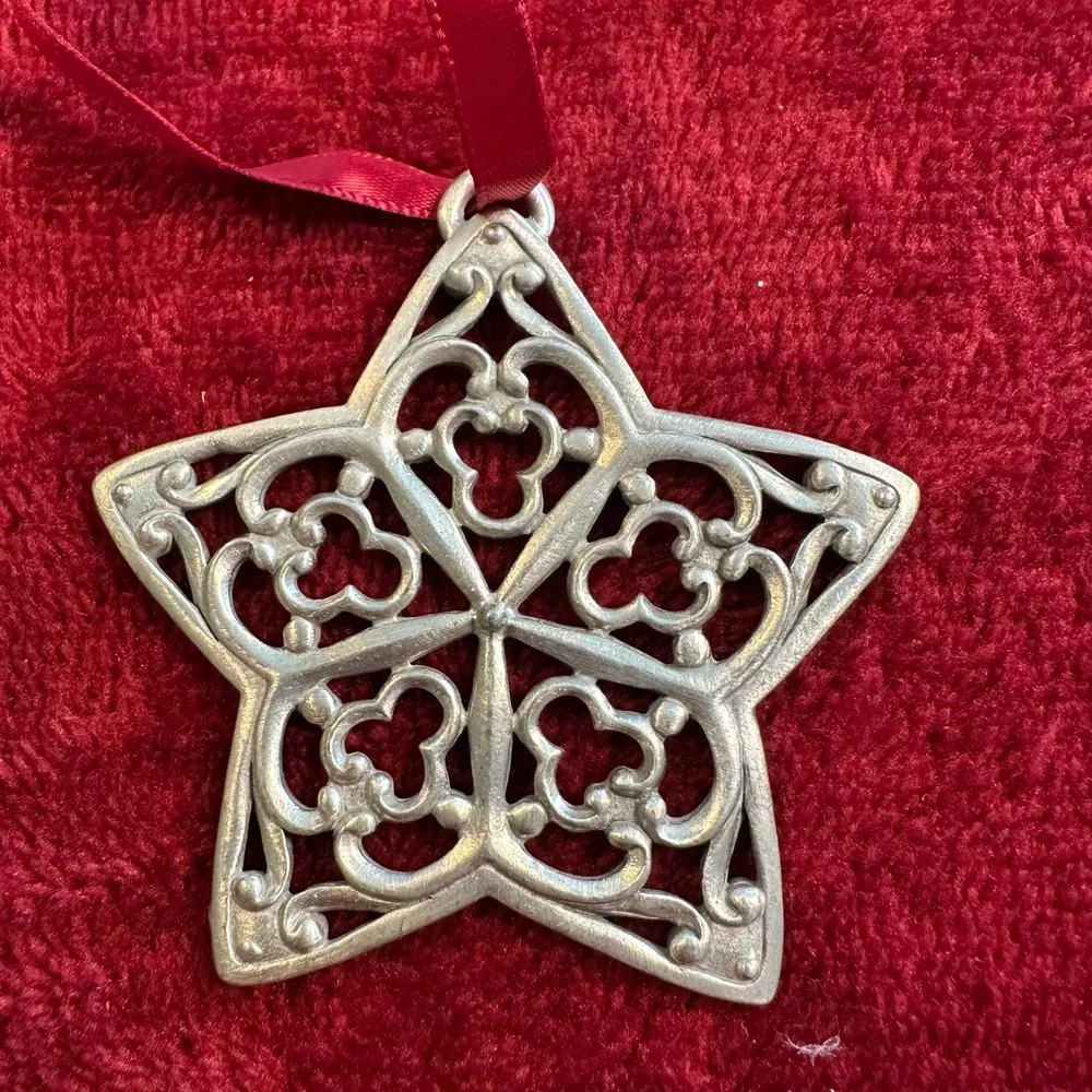 Silver Tone‎ Filigree Star Christmas Ornament Red Ribbon Hanging Holiday Decor