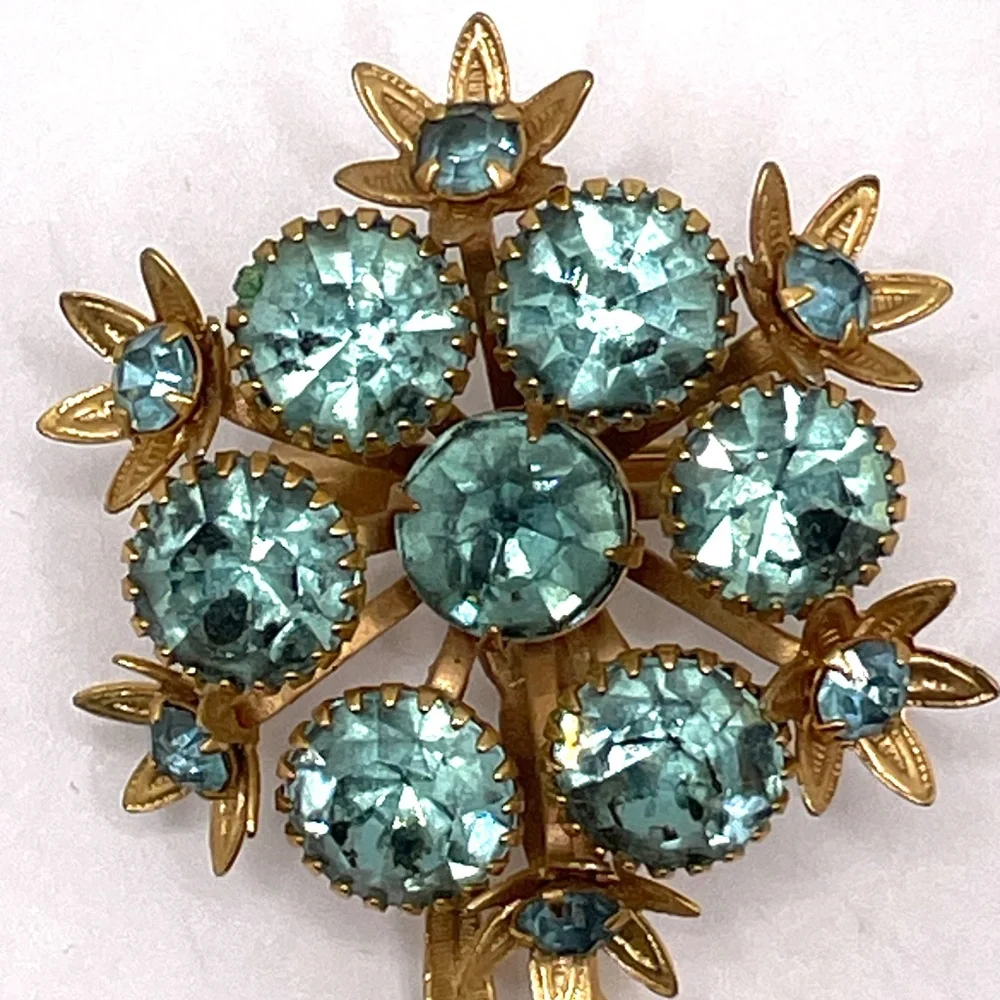 Source Unknown rhinestones faceted vintage