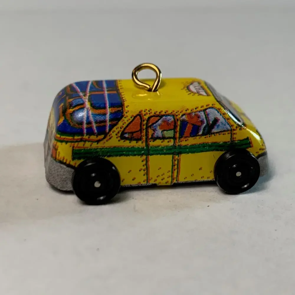 Hallmark KeepSake Miniature Ornaments 3‎ Each: Santa Tin Car Tweety