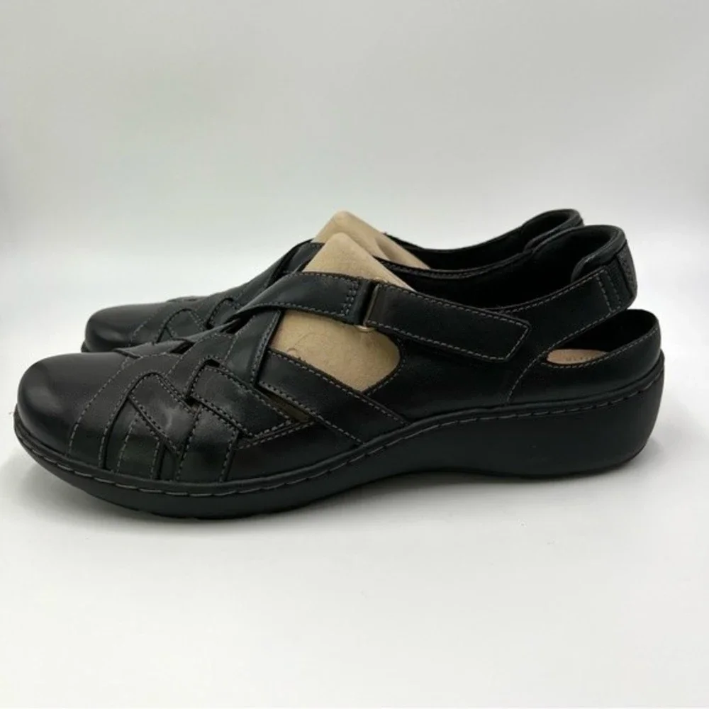 Clarks brand new