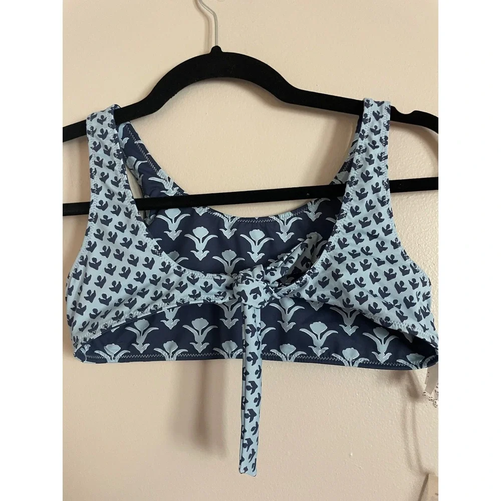 Vineyard Vines geometric blue