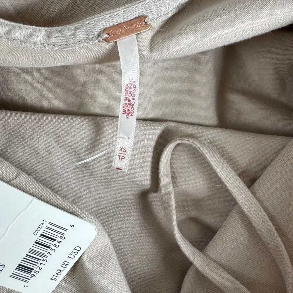 Free People laid this or