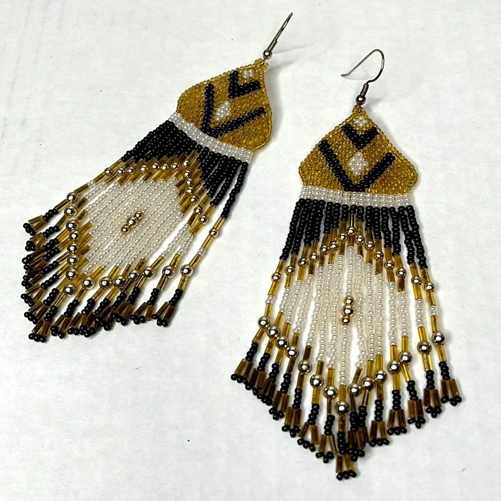 Gorgeous Seed Bead Native American Style Earrings Gold Black‎ White Geometric
