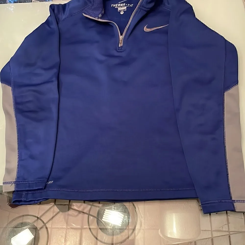 Nike therma fit