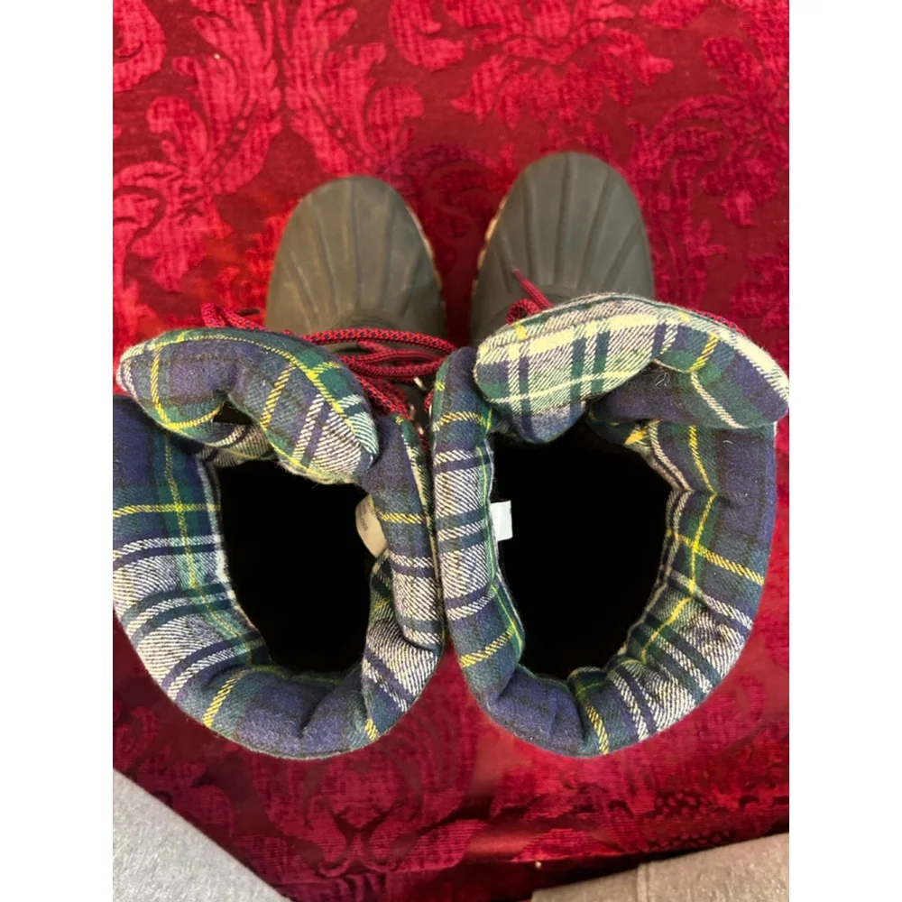 Women's J.Crew Navy/Plaid Perfect Winter Boots Size 9