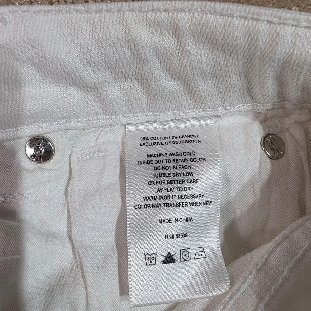 KUT from the‎ Kloth Catherine Boyfriend Short Size 4 White Denim KS734MB1N