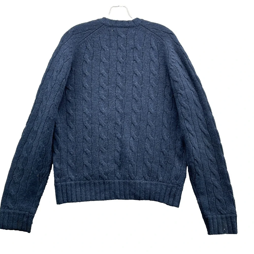 Abercrombie & Fitch feel out tag