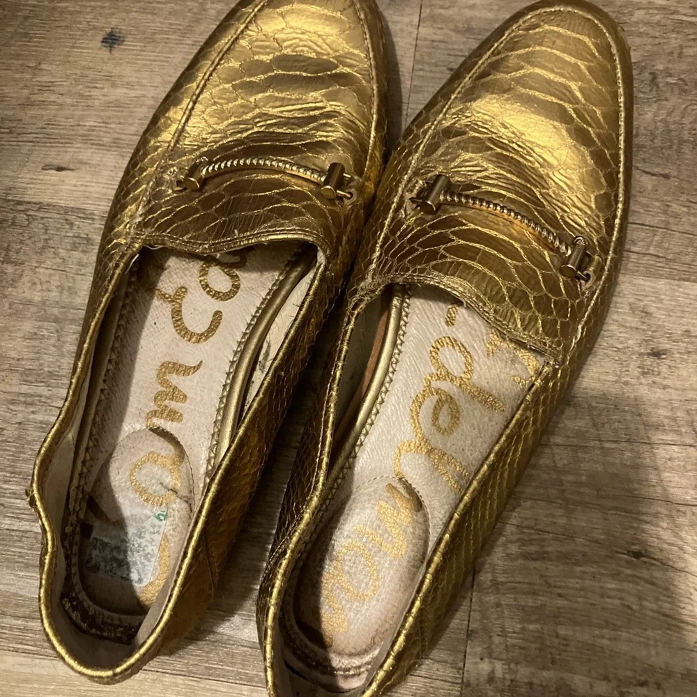 Sam Edelman Gold Crocodile-Embossed Leather Loafer Moc SZ 9.5 Preppy Flaws Read