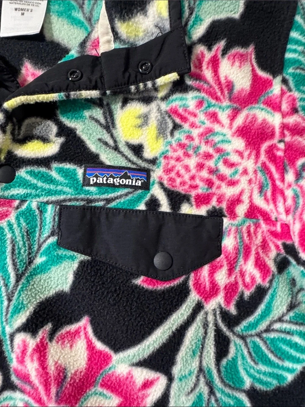 Patagonia women’s M Medium lightweight Synchilla snap-T pullover floral fleece