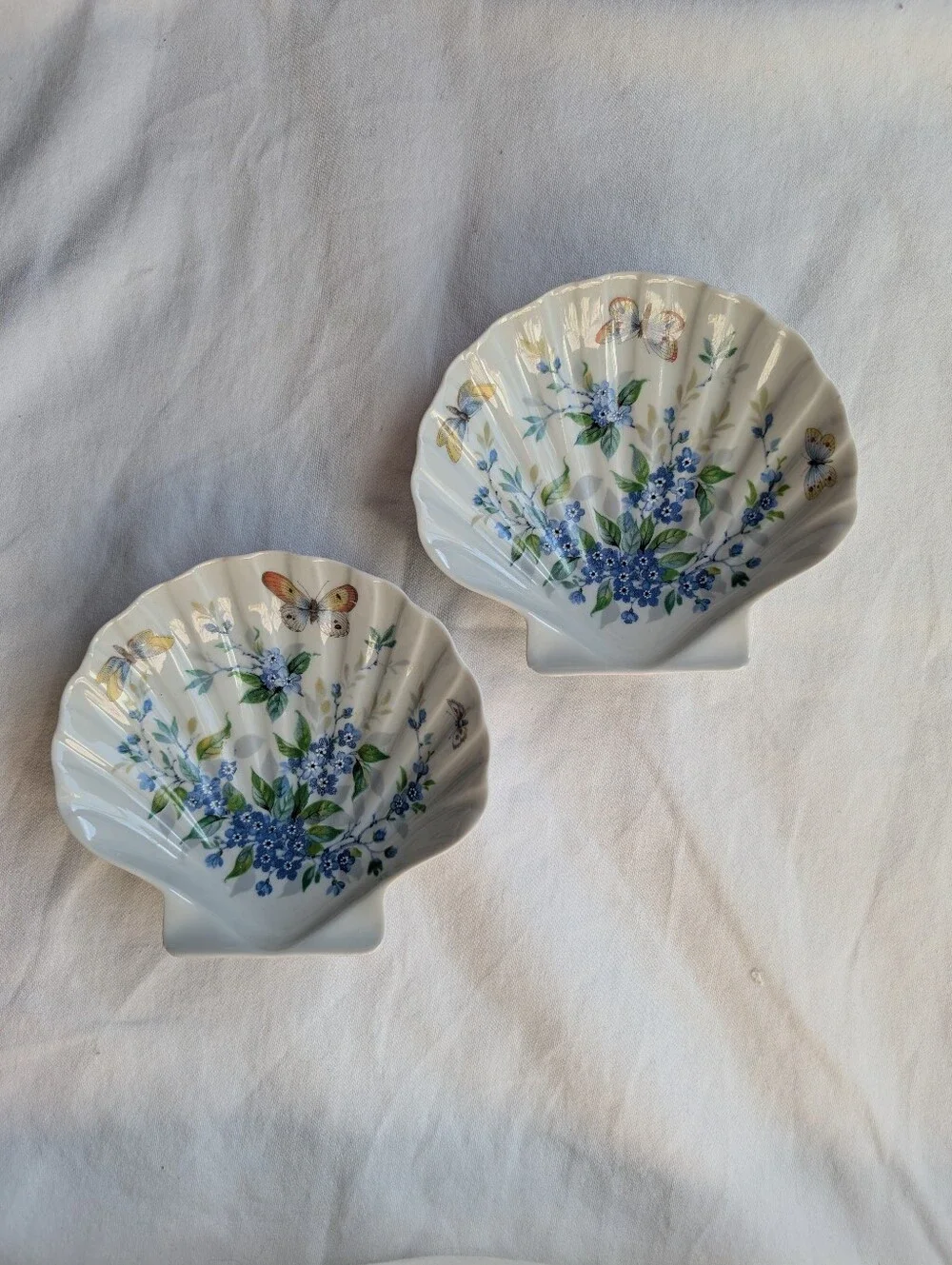 Limoges Porcelain Floral Shell-Shaped Plates Trinket Dishes - 2