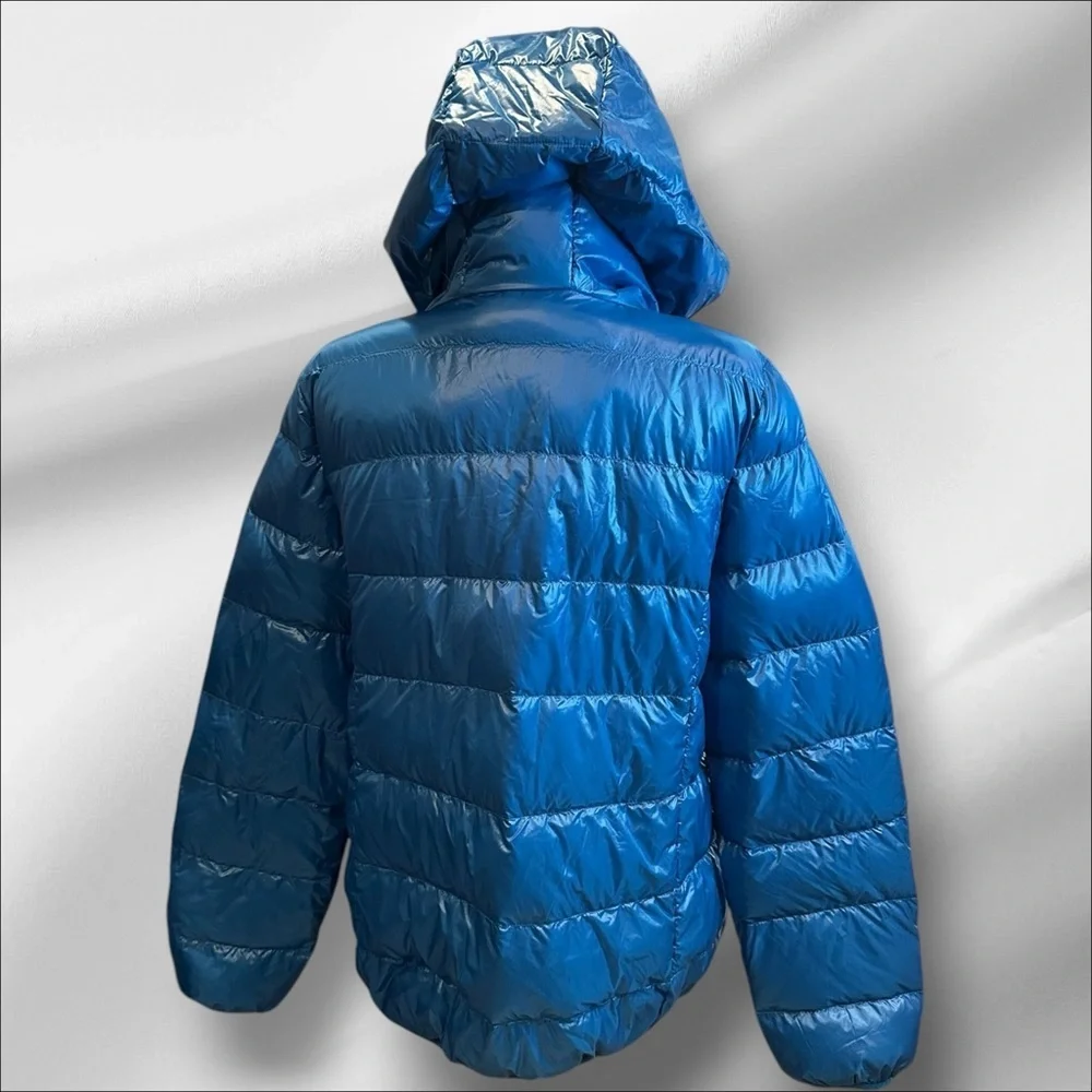 Women's Blue Puffer Jacket NWOT