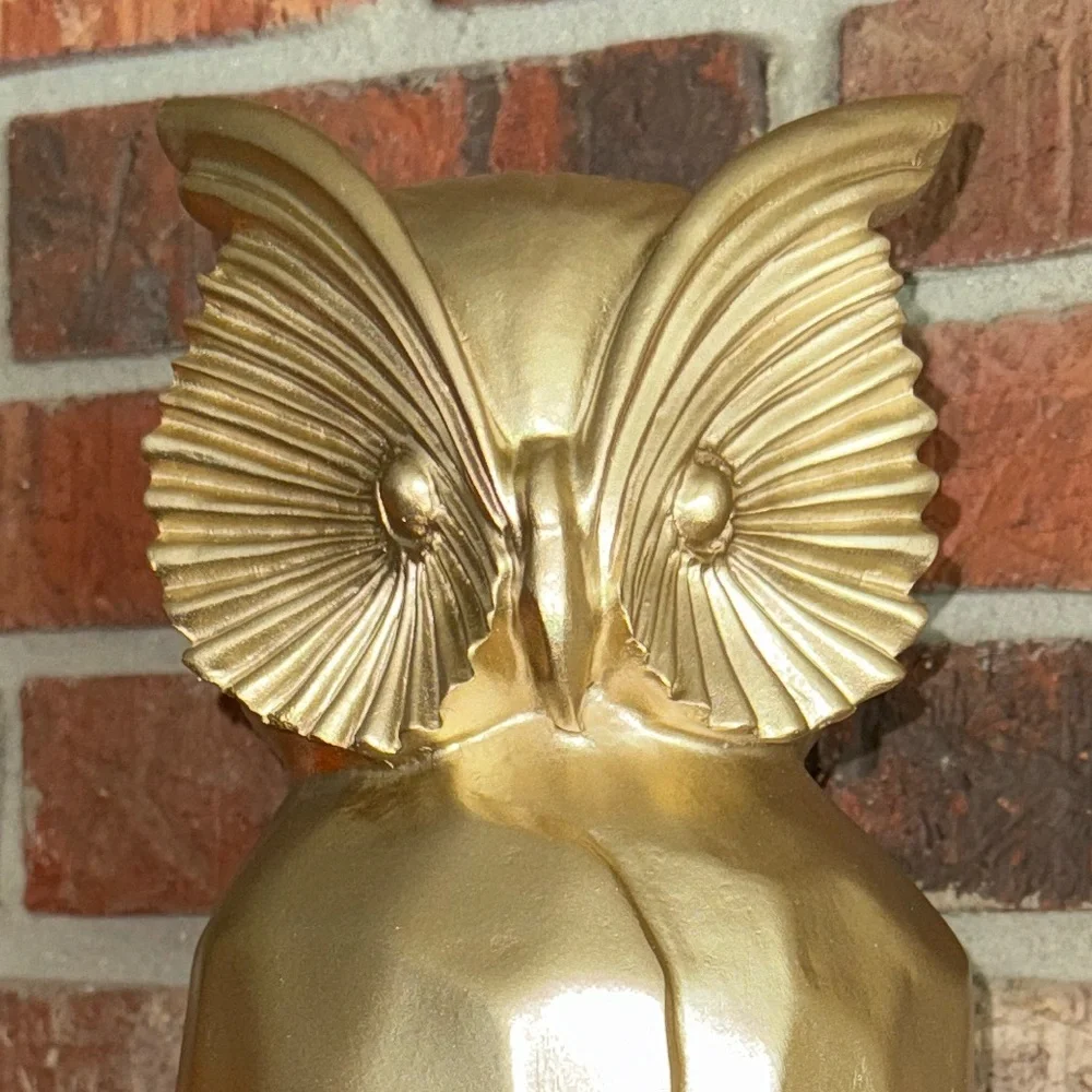 N/A resin owl