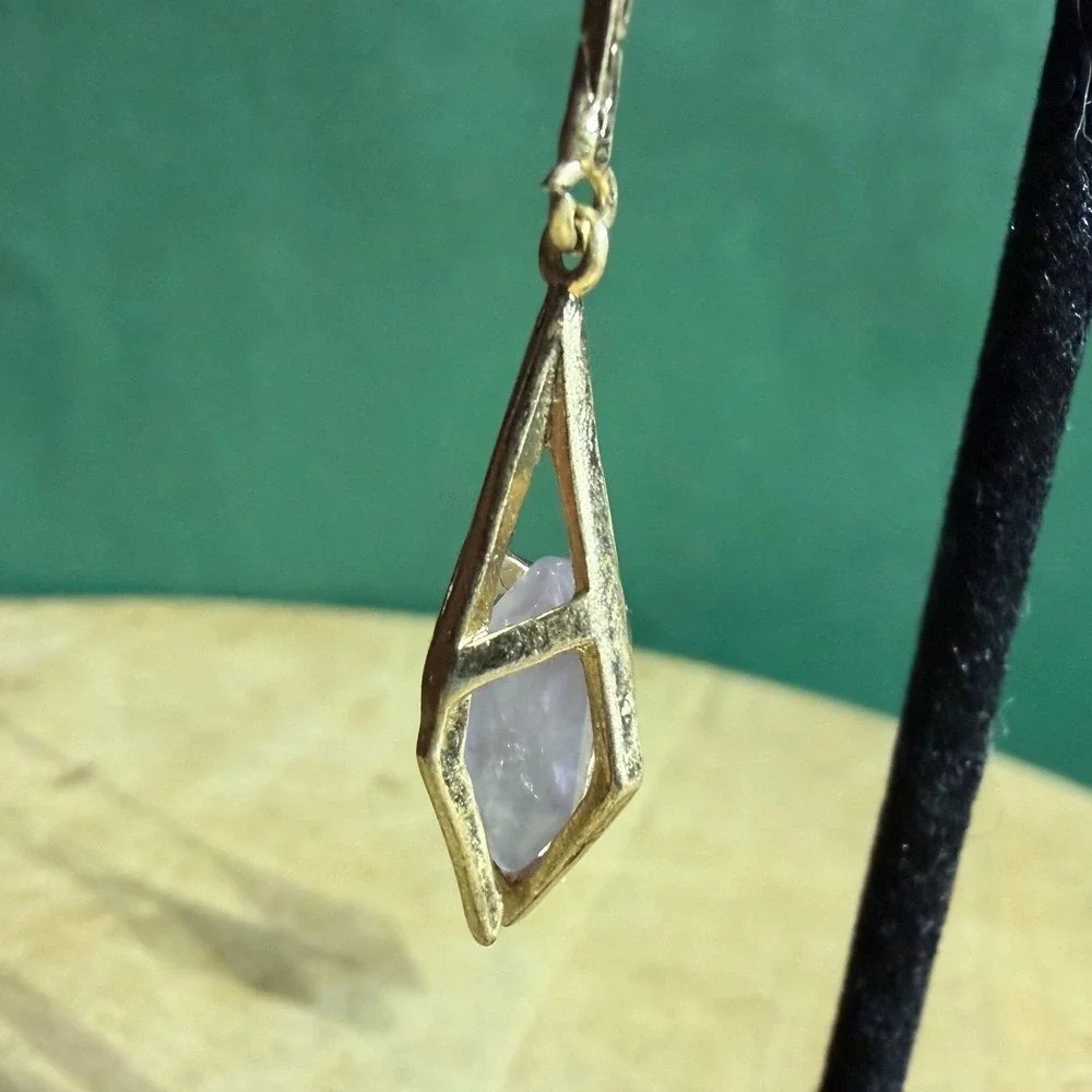 N/A raw amethyst