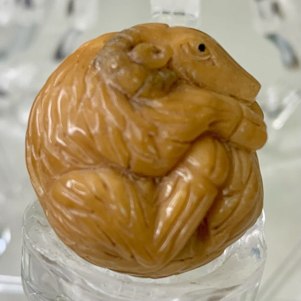 Netsuke figurine about fast