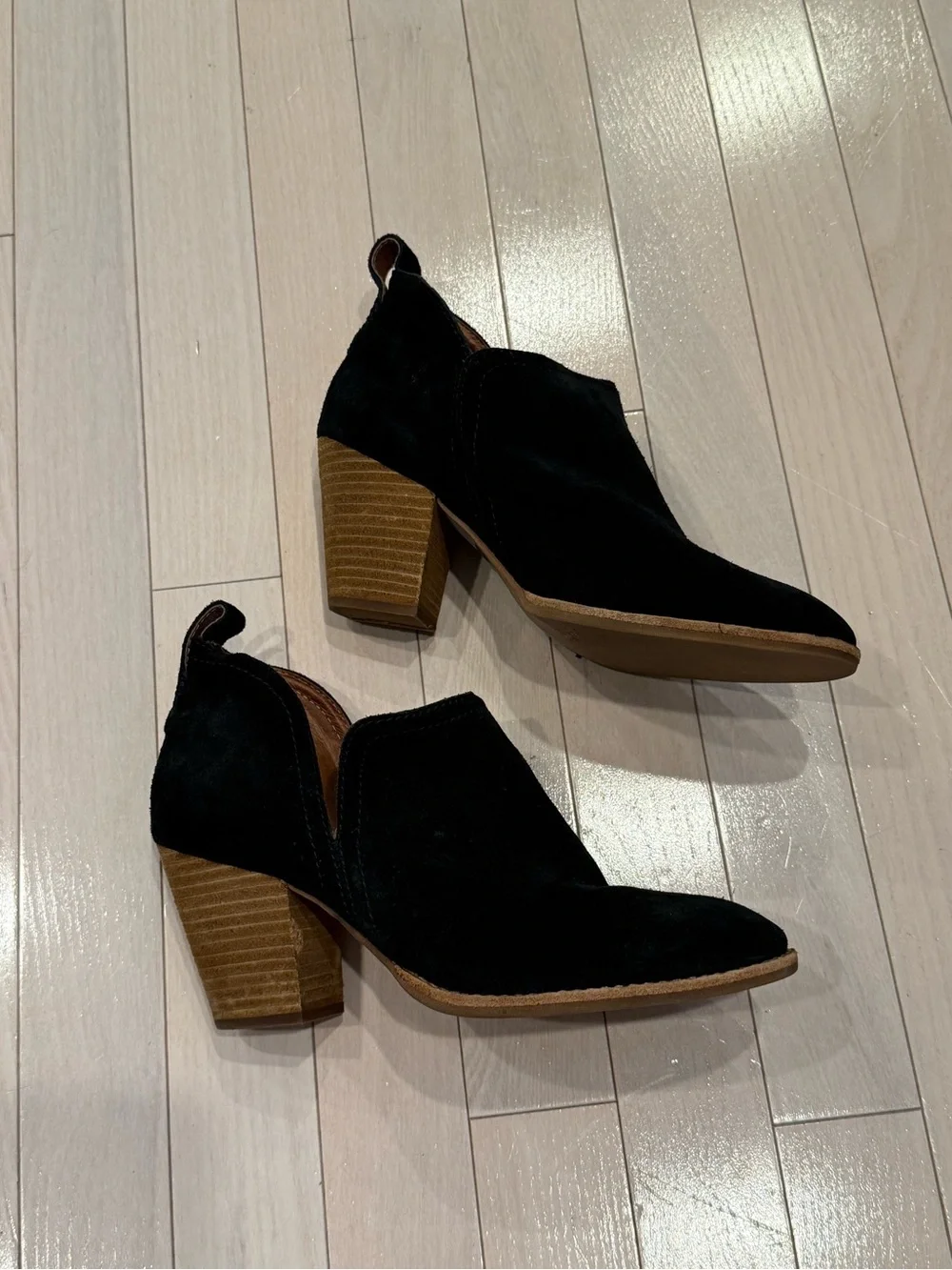 Jeffrey Campbell perfect black