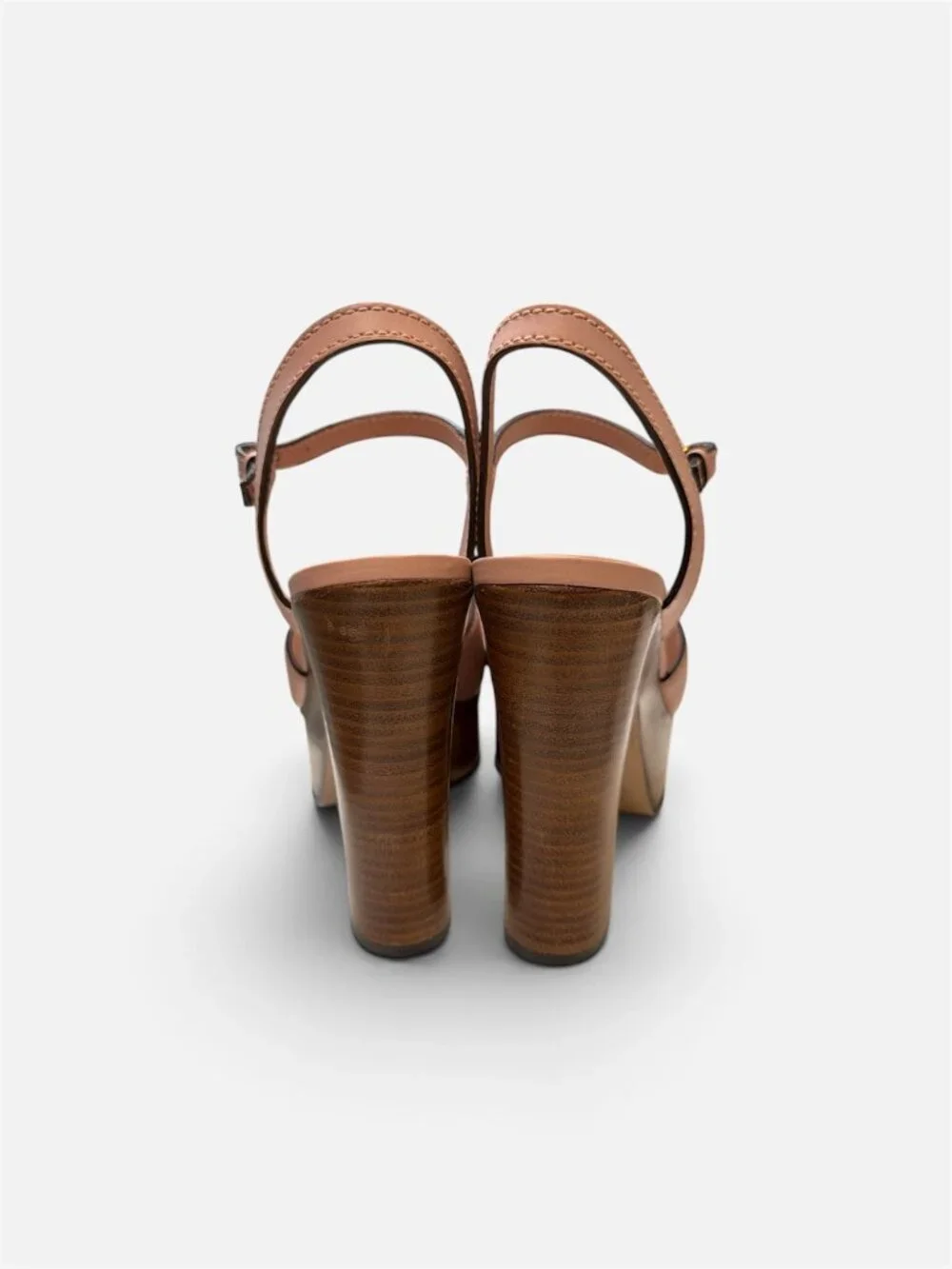 Gucci cutout interlocking