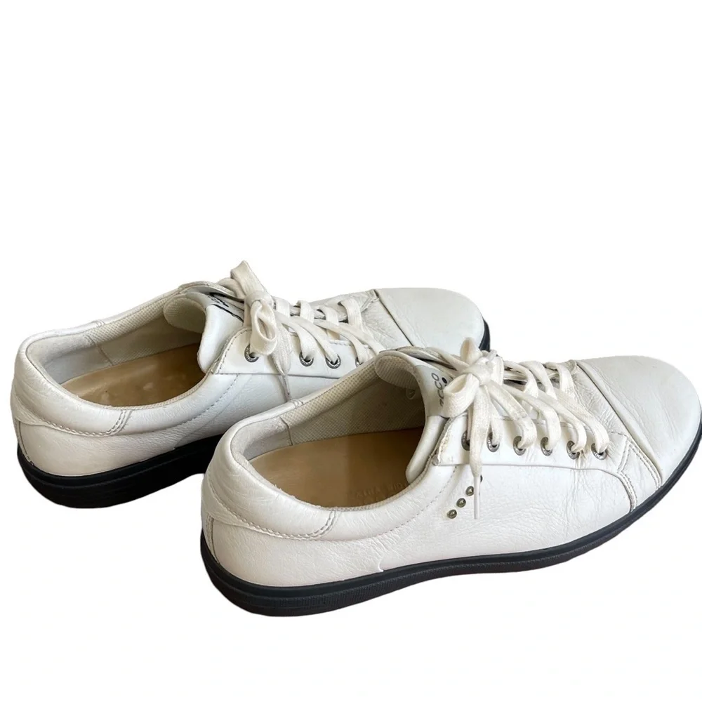 ecco White Leather Sneaker Size:‎ 44 extra wide